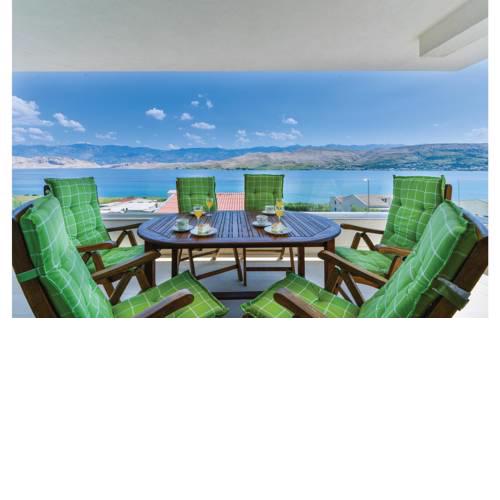Two-Bedroom Apartment in Pag