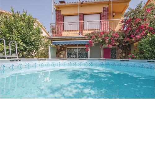 Two-Bedroom Apartment in Pineda de Mar