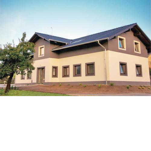 Two-Bedroom Apartment in Podhajska