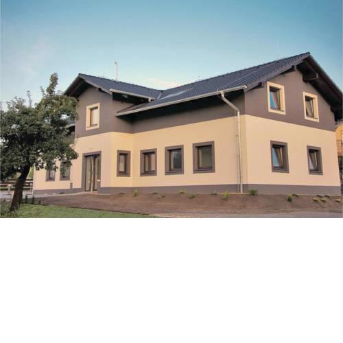 Two-Bedroom Apartment in Podhajska