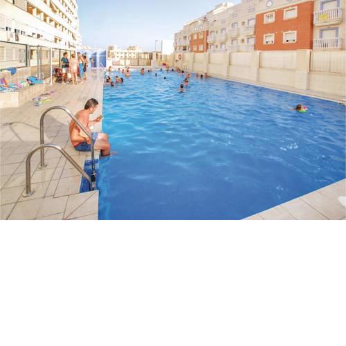 Two-Bedroom Apartment in Roquetas de Mar