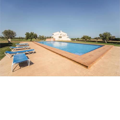 Two-Bedroom Apartment in San Jordi