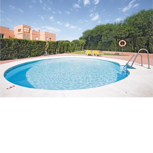 Two-Bedroom Apartment in San Luis de Sabinillas