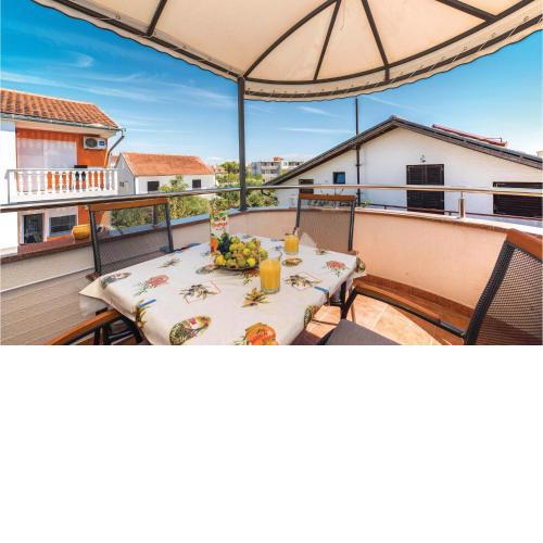 Two-bedroom Apartment In Srima 3
