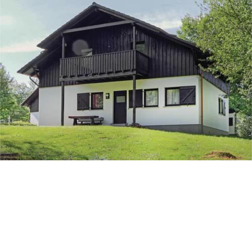 Two-Bedroom Apartment in Thalfang