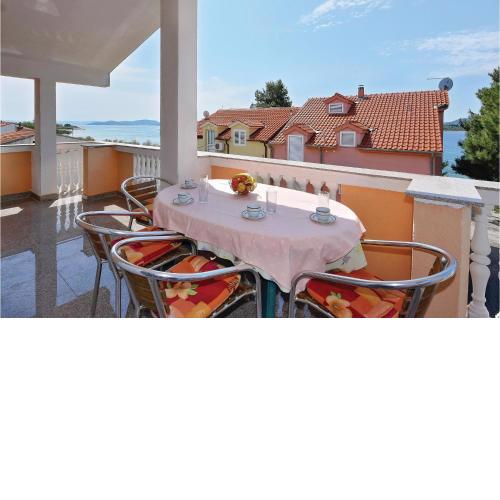 Two-bedroom Apartment In Vodice