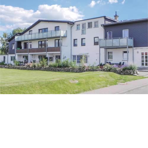 Two-Bedroom Apartment in Warwerort