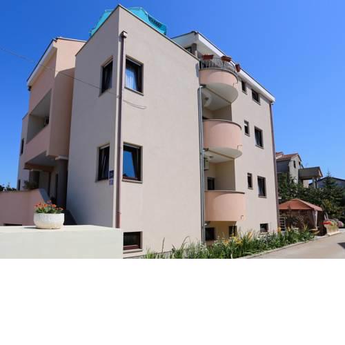 Two-Bedroom Apartment in Zadar I