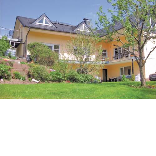 Two-Bedroom Apartment in Zweifelscheid