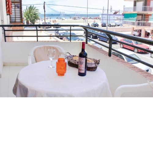 Two-Bedroom Apartment Santa Pola with Sea View 03