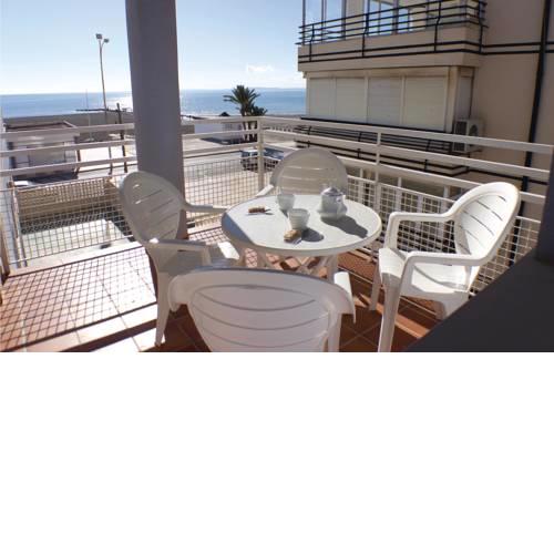 Two-Bedroom Apartment Santa Pola with Sea view 07