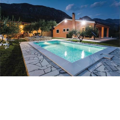 Two-Bedroom Holiday Home in Desne