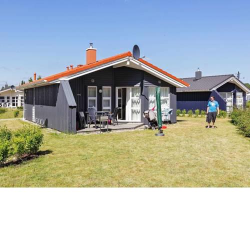 Two-Bedroom Holiday home in Grömitz 24