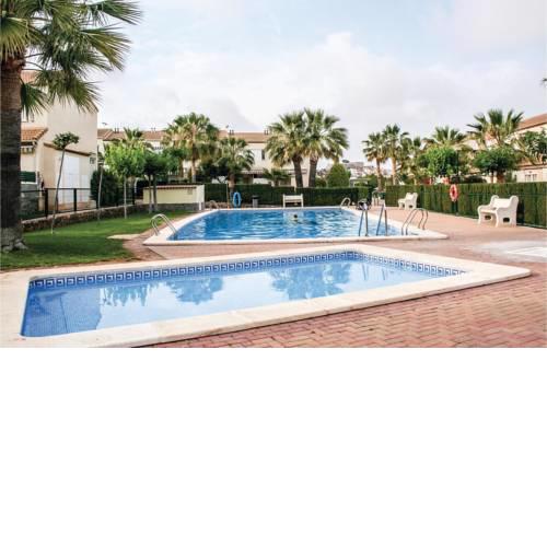 Two-Bedroom Holiday Home in Oropesa del Mar
