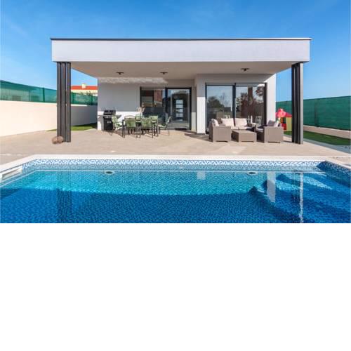 Two-Bedroom Holiday Home in Peroj