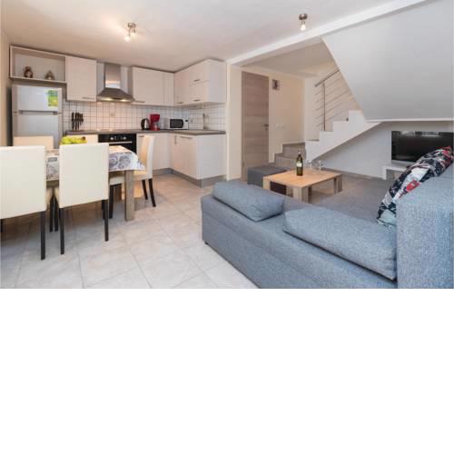 Two-Bedroom Holiday Home in Zadar