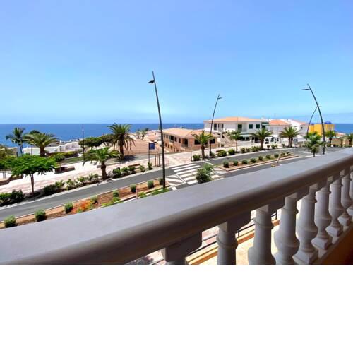 Two-Bedroom with Ocean View in Puerto Santiago