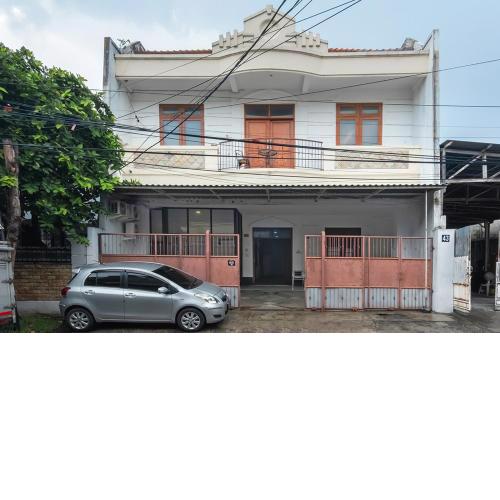 Twospaces Living at Kertajaya Residence