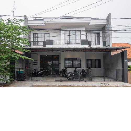 TwoSpaces Living at Ngagel Residence