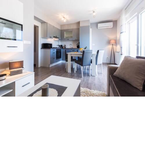 Udica apartment with terace, garage