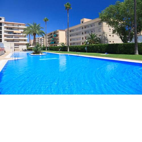 UHC Aquamarina Apartments