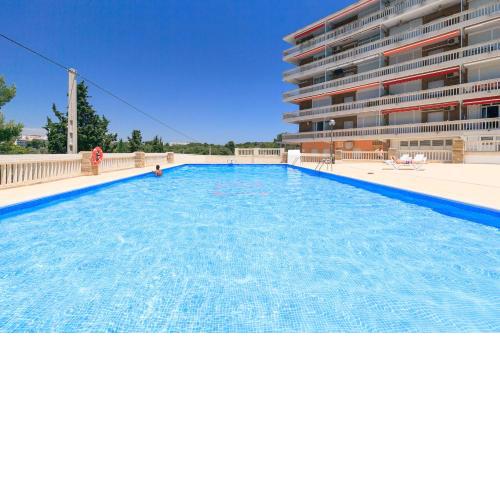 UHC CYE 8 APARTMENTS