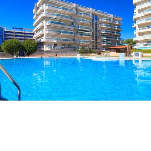 UHC Larimar Family Complex