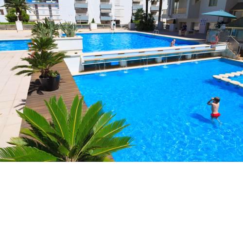 UHC Novelty Apartments