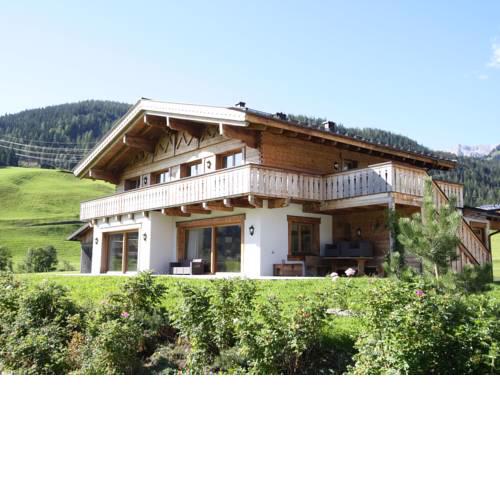 Ultra luxury chalet with sauna and views across the piste