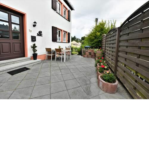 Um die Ecke