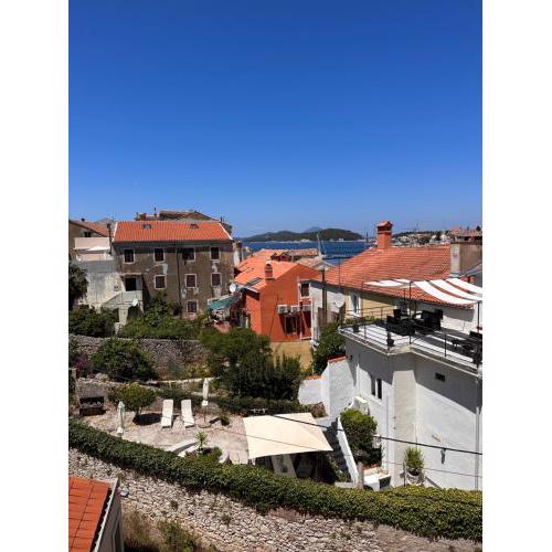 UNA apartment in center of Mali Lošinj