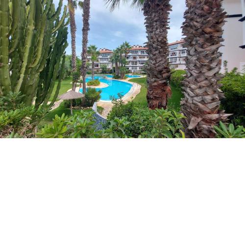 Unique African apartment great swimming pool close to the beach