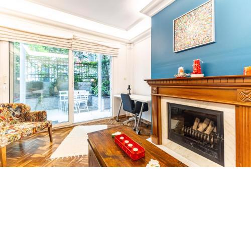 Unique Flat w Garden Fireplace 5 min to Istiklal