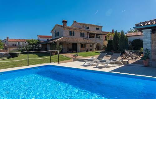 Unique Stone Villa Luna with private 50m2 Pool and Garden