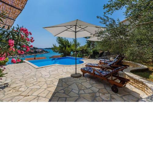 Unique Villa w/Pool, Teracess - Spectacular View