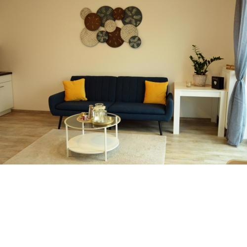 Unique Zentrale Moderne 2 Zimmer Wohnung nahe dem Park