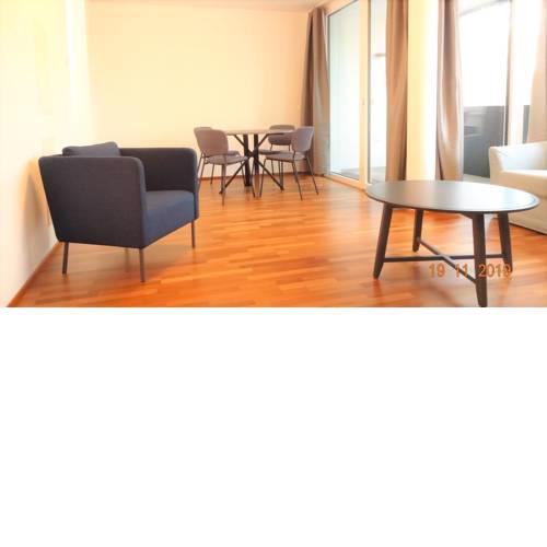 UNITED NATIONS VIENNA APARTMENT 4