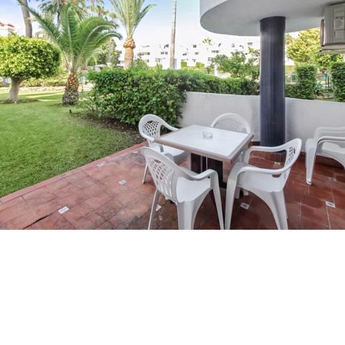 Up to 8 pax in Campanario de Calahonda near Marbella, direct to pool nr15 IR83