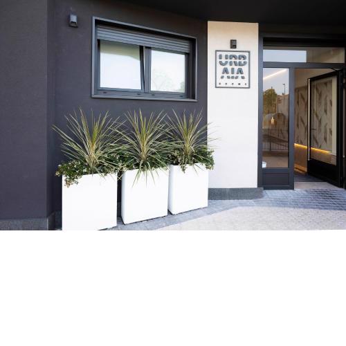 URBAIA ROOMS