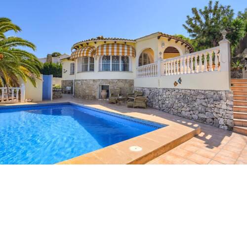 Urbanitzacio Montemar Villa Sleeps 6 with Pool Air Con and WiFi