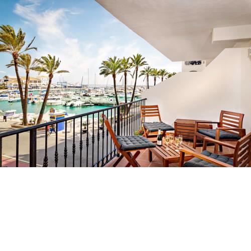 Urbanizacion Marina Real, apartment 214