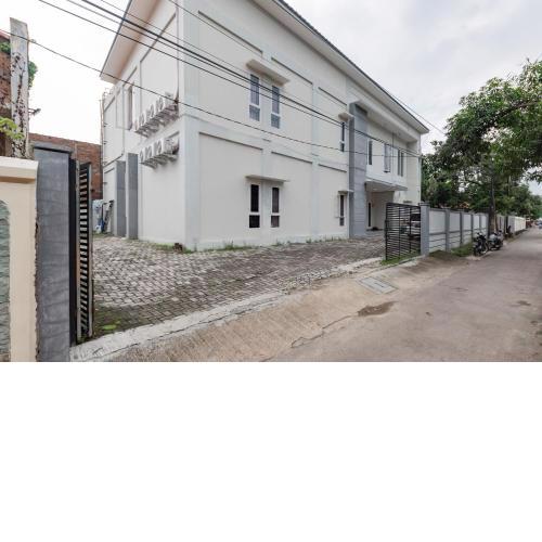 Urbanview Hotel Damai Residence Sutawinangun