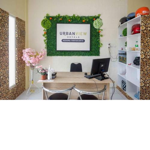 Urbanview Hotel Jogja City Mall