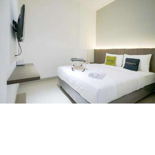 Urbanview Hotel Max Living Cengkareng