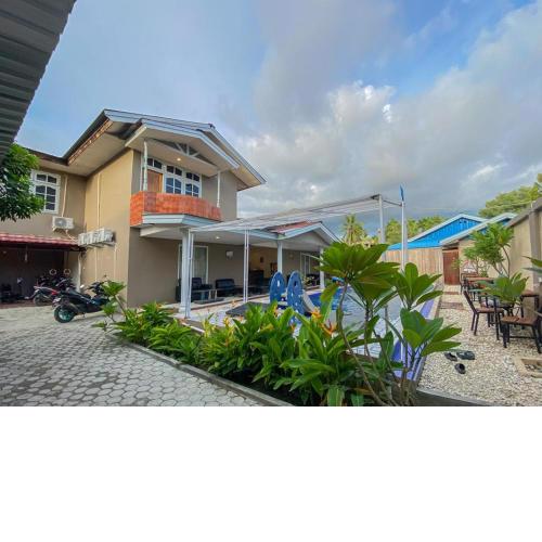 Urbanview Hotel ME Jayapura