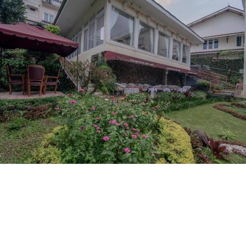 Urbanview Hotel Mon Bel Cibodas