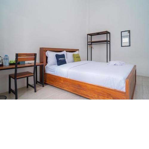 Urbanview Hotel Sky Batu Malang