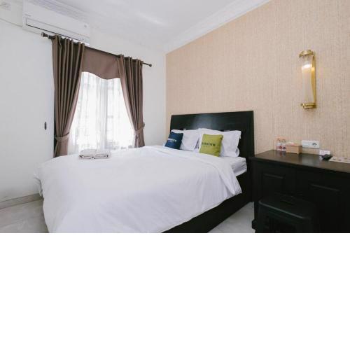 Urbanview Hotel Sultan Palace Malang