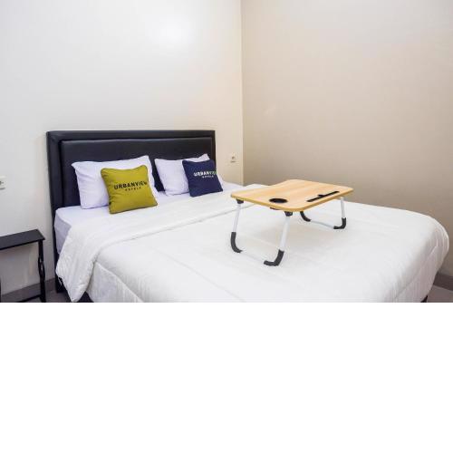 Urbanview Hotel Syariah John Sweet Home