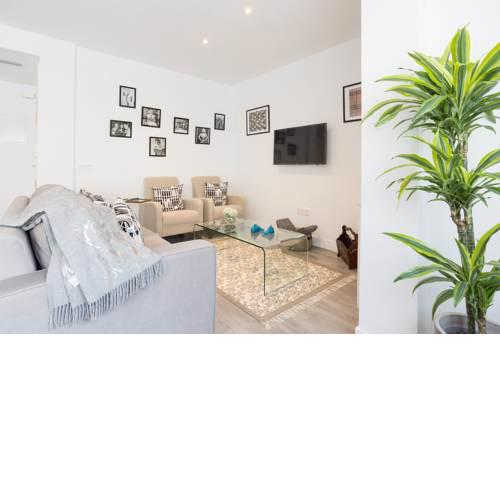 Urbe10 Blasco de Garay 4 Bedroom Apartment